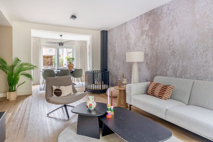 Tussenwoning te koop: Van Maerlanthof 6, Harderwijk