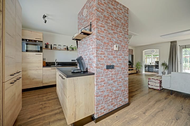 Hoekwoning te koop: Cochiuslaan 8, Leerdam