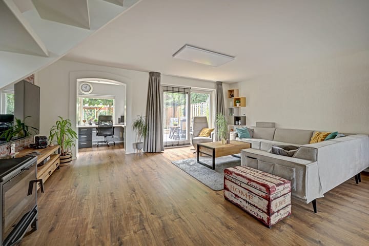 Hoekwoning te koop: Cochiuslaan 8, Leerdam
