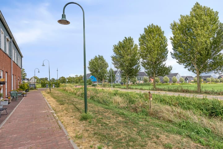 Tussenwoning te koop: Het Lien 3, Oosthuizen