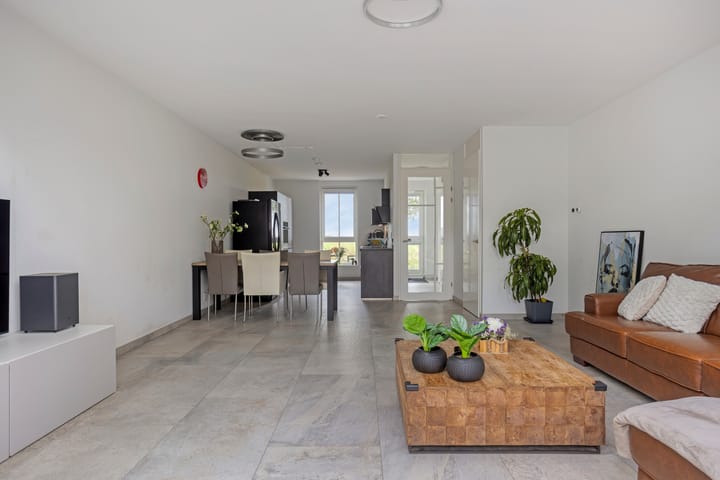 Tussenwoning te koop: Het Lien 3, Oosthuizen
