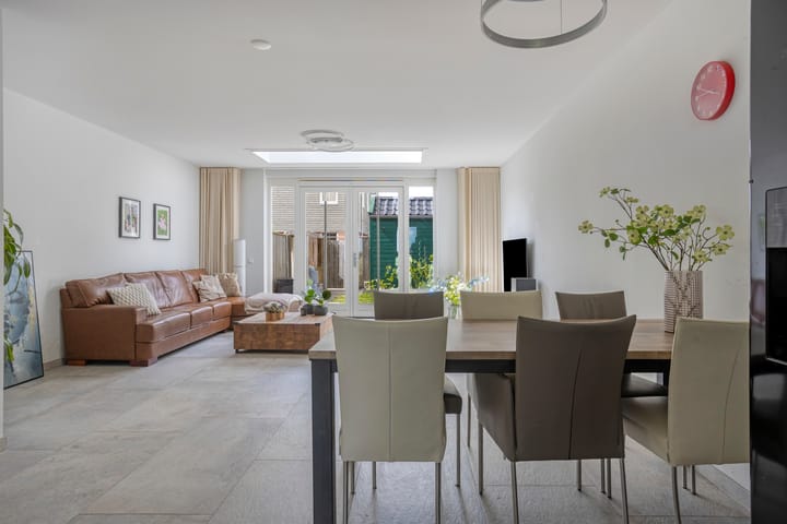 Tussenwoning te koop: Het Lien 3, Oosthuizen