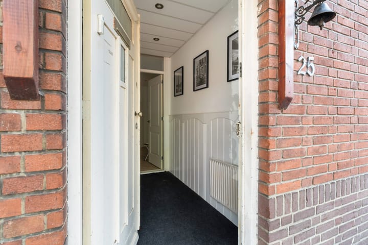 Appartement te koop: Van der Hoopstraat 25, 'S-Gravenhage
