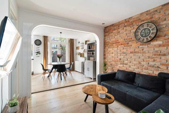 Appartement te koop: Van der Hoopstraat 25, 'S-Gravenhage