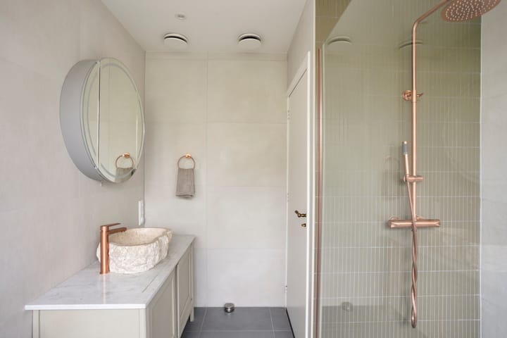 Vrijstaande woning te koop: Dorpsstraat 111, Roermond