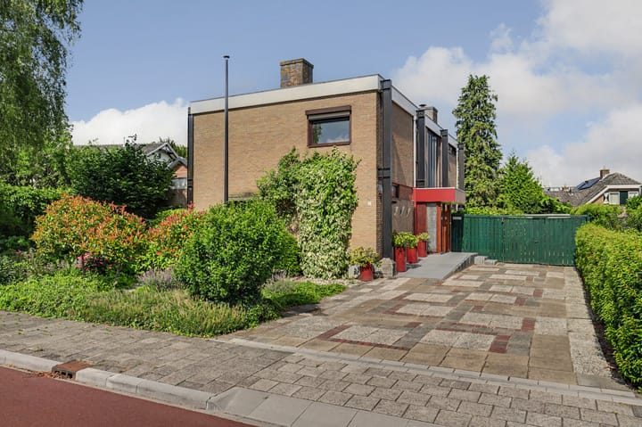 Vrijstaande woning te koop: Groenekruislaan 2, Dordrecht