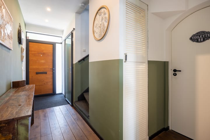 Hoekwoning te koop: Van Schendellaan 12, Roosendaal