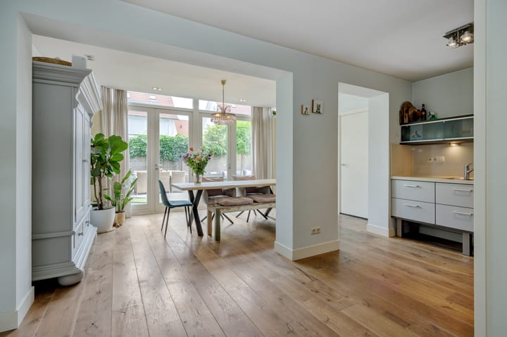 Tussenwoning te koop: Agaatstraat 10, Helmond