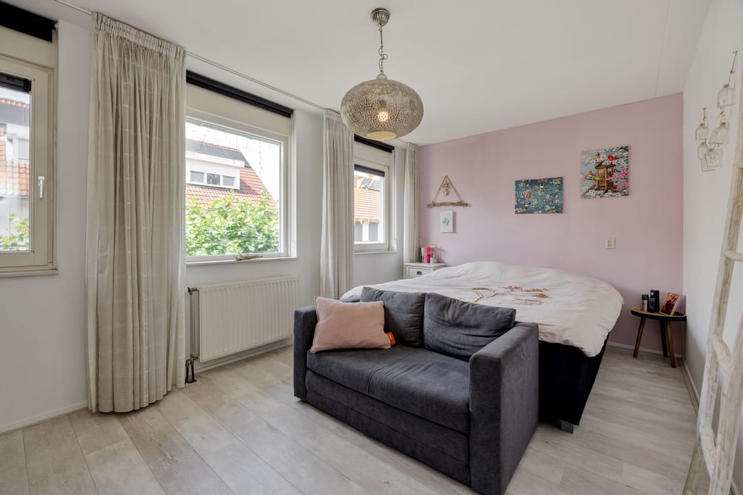 Foto 32 van Agaatstraat 10