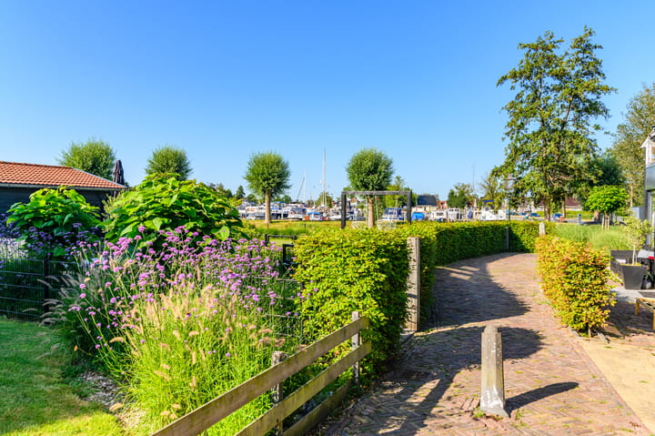 Vrijstaande woning te koop: Krúspaed 9, Earnewâld