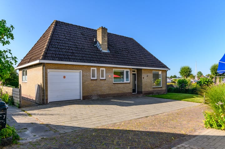 Vrijstaande woning te koop: Krúspaed 9, Earnewâld