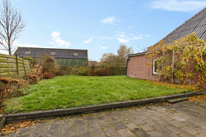 Vrijstaande woning te koop: Hoofdstraat 20, Stedum