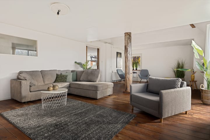 Vrijstaande woning te koop: Hoofdstraat 20, Stedum