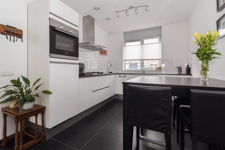 Tussenwoning te koop: Lijster 9, Eijsden
