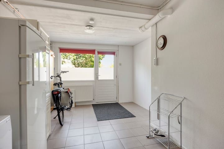 Hoekwoning te koop: Isaäc Sweersstraat 6, Hellevoetsluis