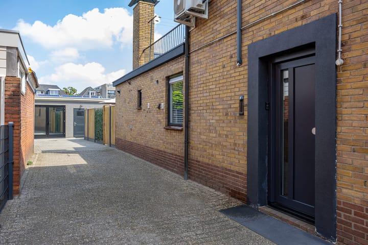 Vrijstaande woning te koop: Koolmeesstraat 13, Enschede