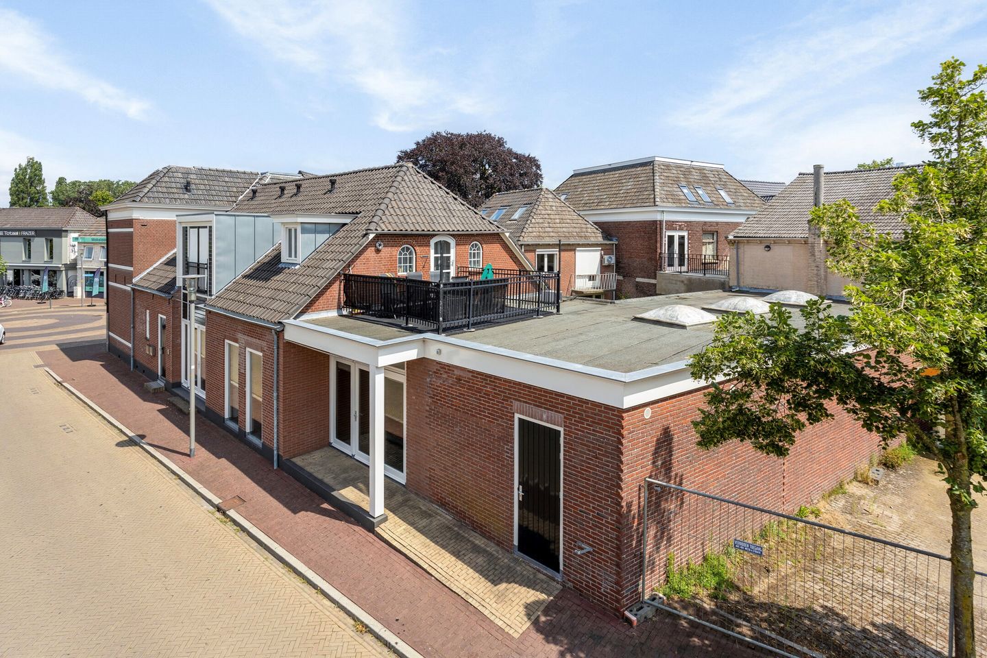 View photo 4 of F B Deurvorststraat 25