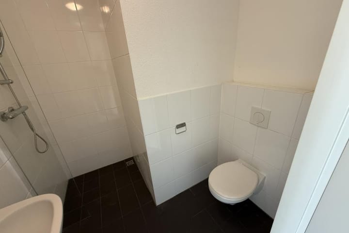 Studio te huur: August Allebéplein 1004, Amsterdam