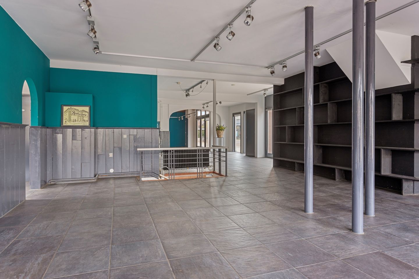 View photo 5 of F B Deurvorststraat 25