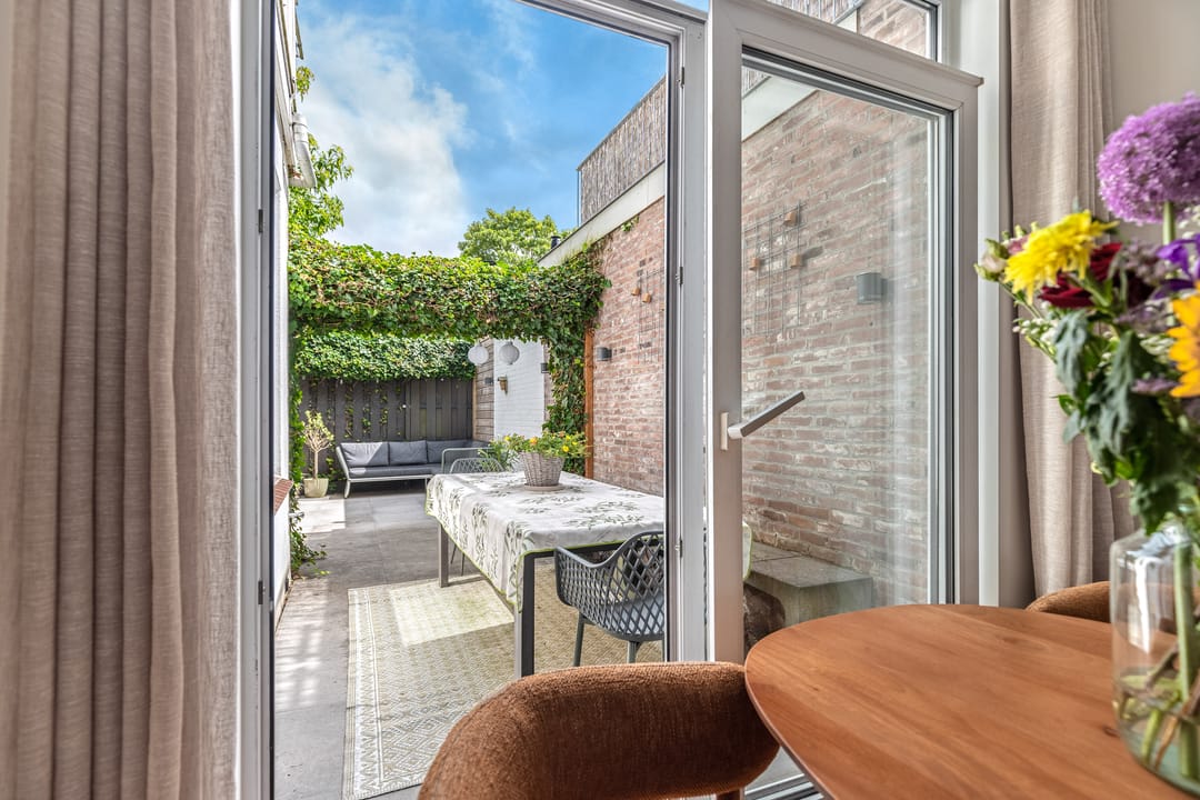 Photo 23 of Adriaan Loosjesstraat 5