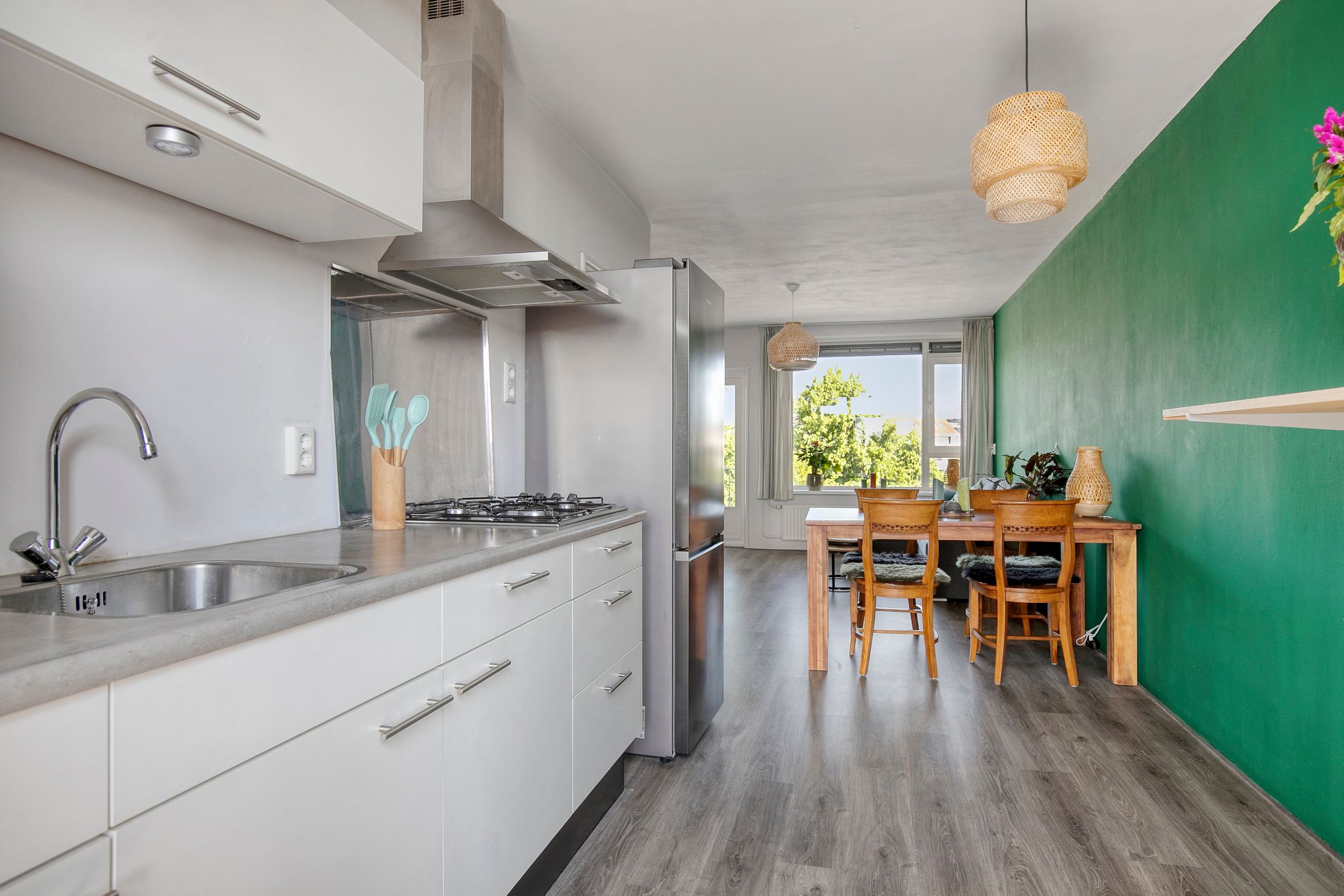 Photo 12 of Evertsenstraat 19-C
