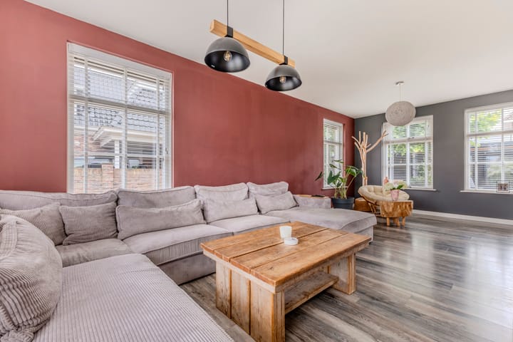 Vrijstaande woning te koop: van Veenweg 71F, Heerhugowaard