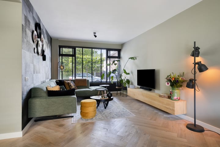 Tussenwoning te koop: Generaal van Dedemlaan 59, Eindhoven