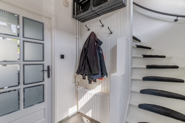 Twee-onder-één-kap te koop: Frisostraat 21, Zevenbergschen Hoek (Gem. Moerdijk)