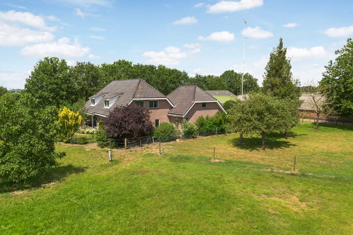 Vrijstaande woning te koop: Rijksstraatweg 162, Teuge