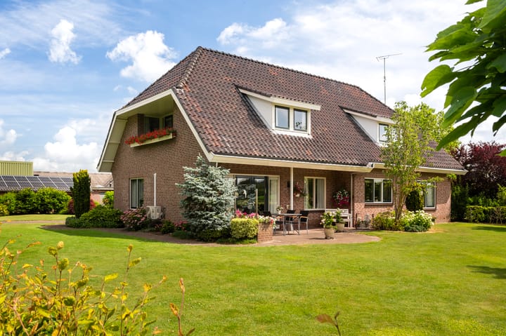Vrijstaande woning te koop: Rijksstraatweg 162, Teuge