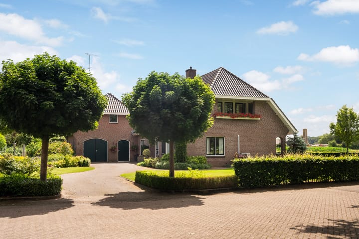 Vrijstaande woning te koop: Rijksstraatweg 162, Teuge