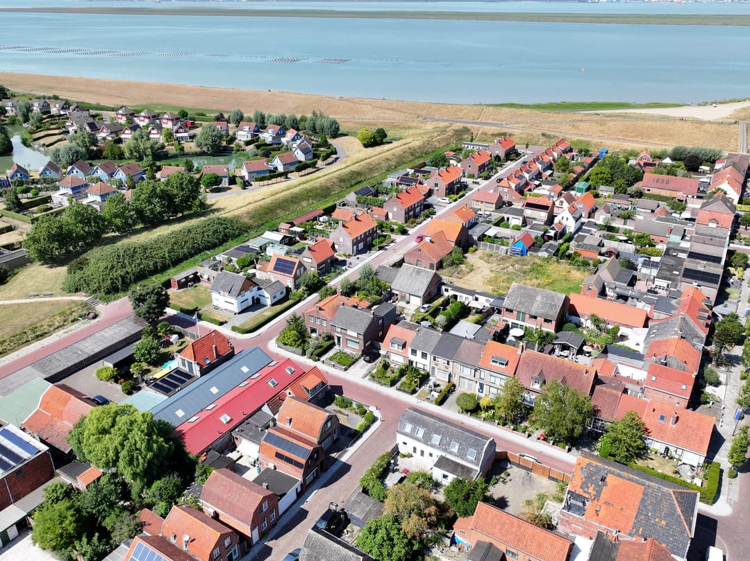 Photo 2 of Achterweg 15