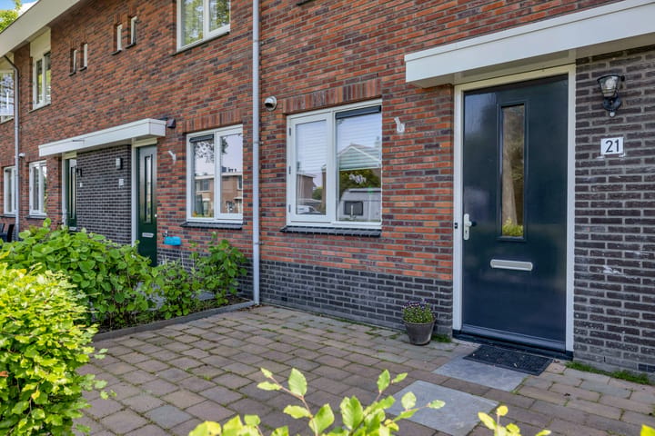 Tussenwoning te koop: Willem 't Hartstraat 21, 'T Zand