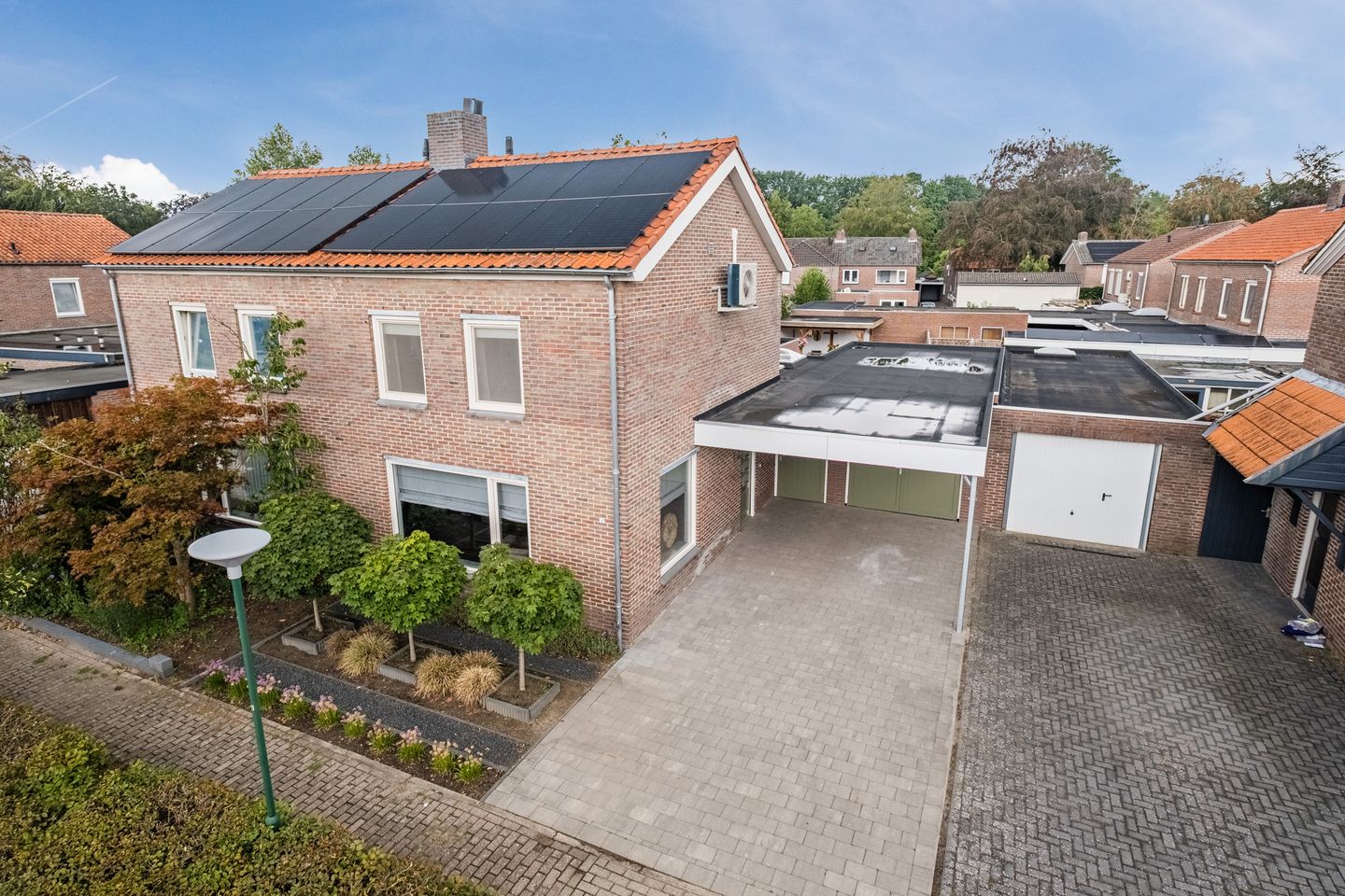 Photo 1 of Lindenstraat 9
