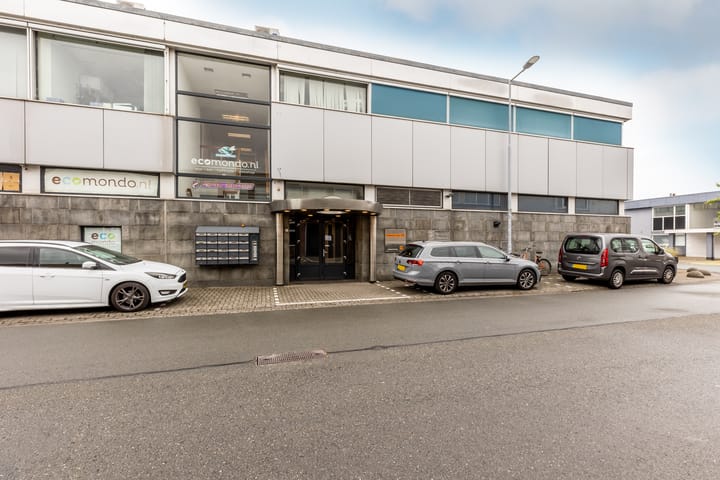 Dovenetelstraat 25, Rotterdam