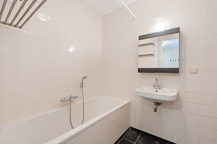 Appartement te huur: Tweede Jan van der Heijdenstraat 91C, Amsterdam