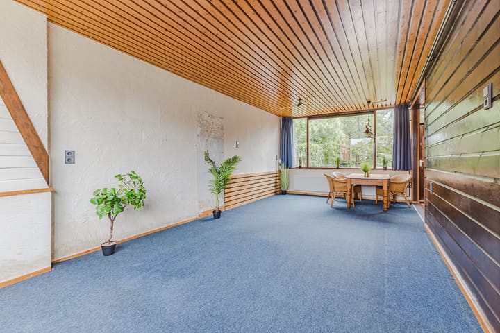 Tussenwoning te koop: Roerdompstraat 19, Westzaan