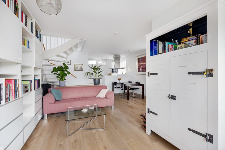 Hoekwoning te koop: Faradaypad 26, Leiden