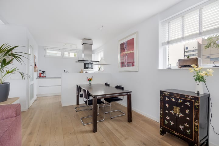 Hoekwoning te koop: Faradaypad 26, Leiden