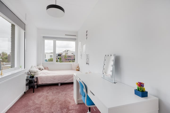 Hoekwoning te koop: Faradaypad 26, Leiden