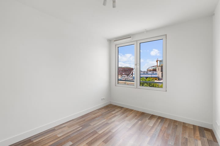 Studio te huur: Mary van der Sluisstraat 512, Amsterdam