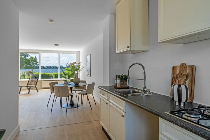 Tussenwoning te koop: Westkade 449, Huizen