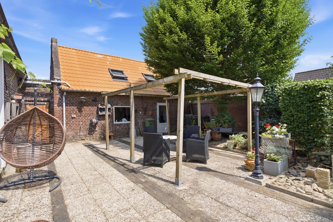 Foto 41 van Grotestraat 49