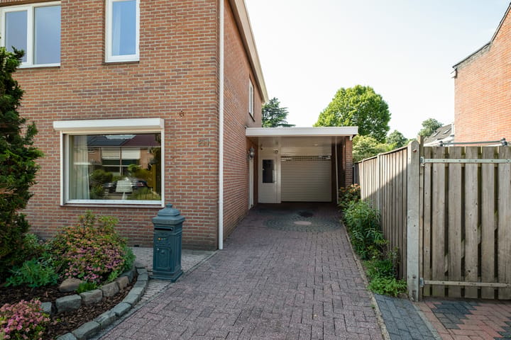 Vrijstaande woning te koop: Poolmansweg 211, Enschede