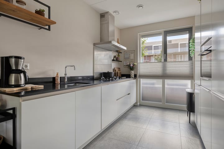 Tussenwoning te koop: Houthof 24, Streefkerk