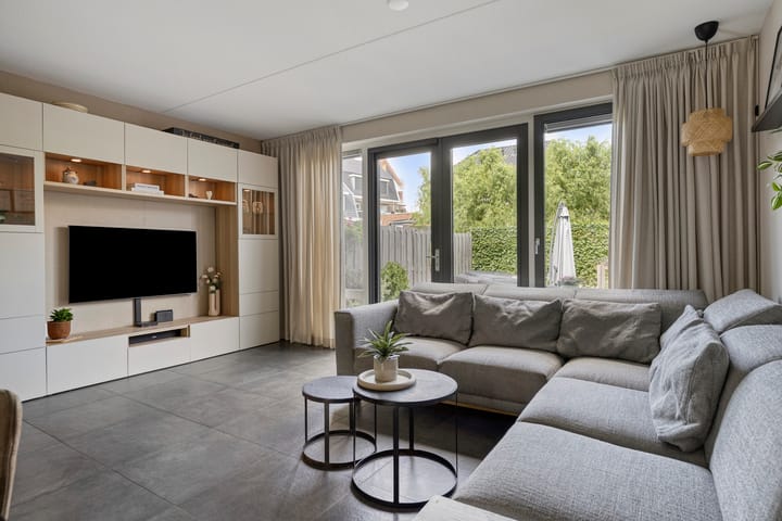 Tussenwoning te koop: Houthof 24, Streefkerk