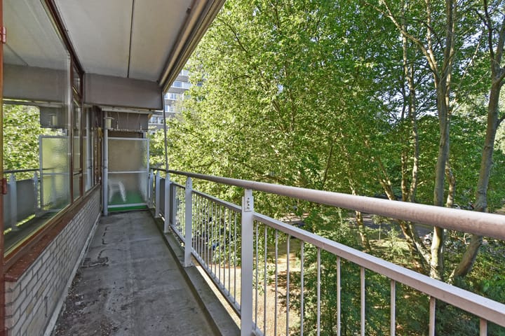Appartement te koop: Roland Holstlaan 900, Delft