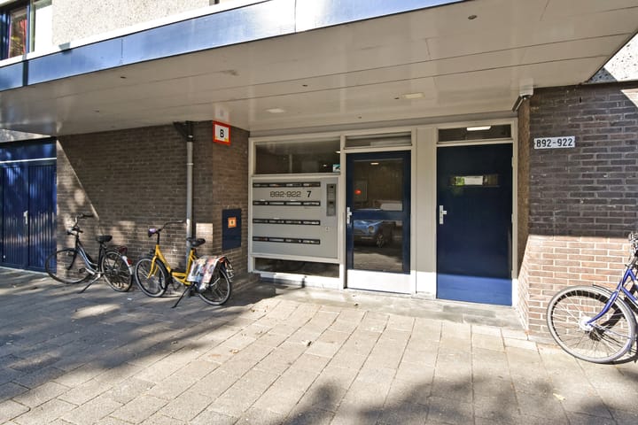 Appartement te koop: Roland Holstlaan 900, Delft