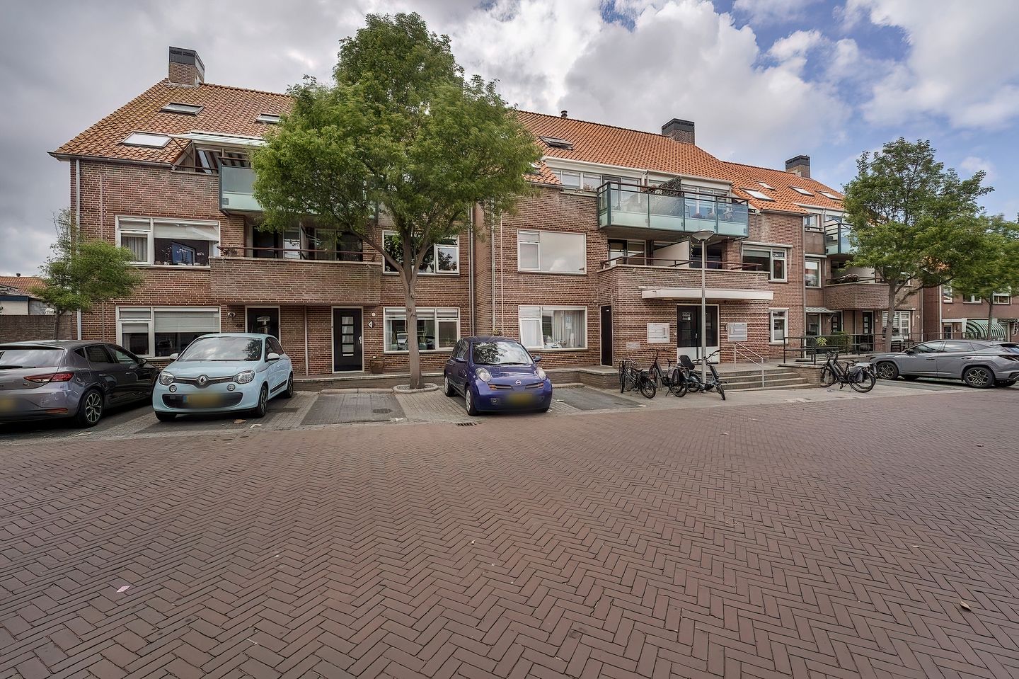 Foto 1 van Oranjedam 8