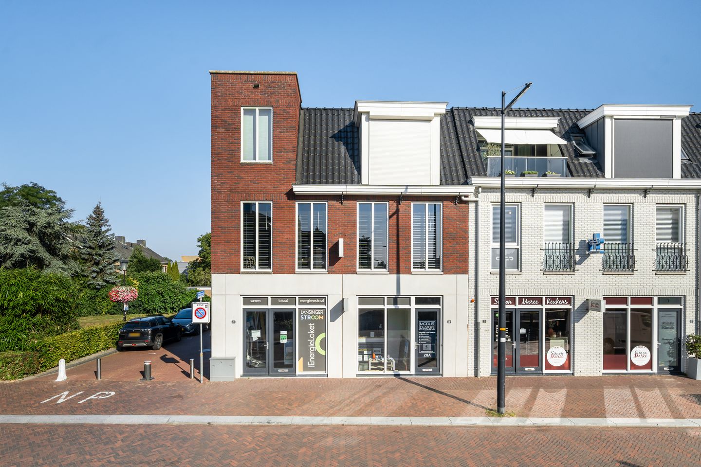 View photo 2 of Herenstraat 28